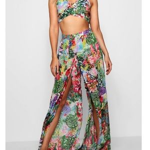 Summer wear beach wear